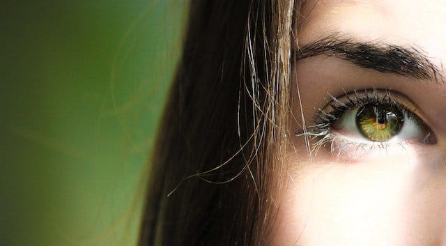 Sviluppare una Visione Autentica di Sé Stessi: La Sfida del Giudizio Personale